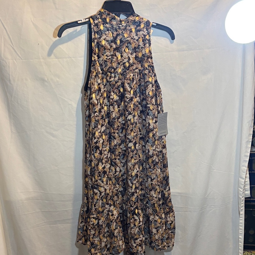 MELLODAY Floral Midi Dress in Black and Gold